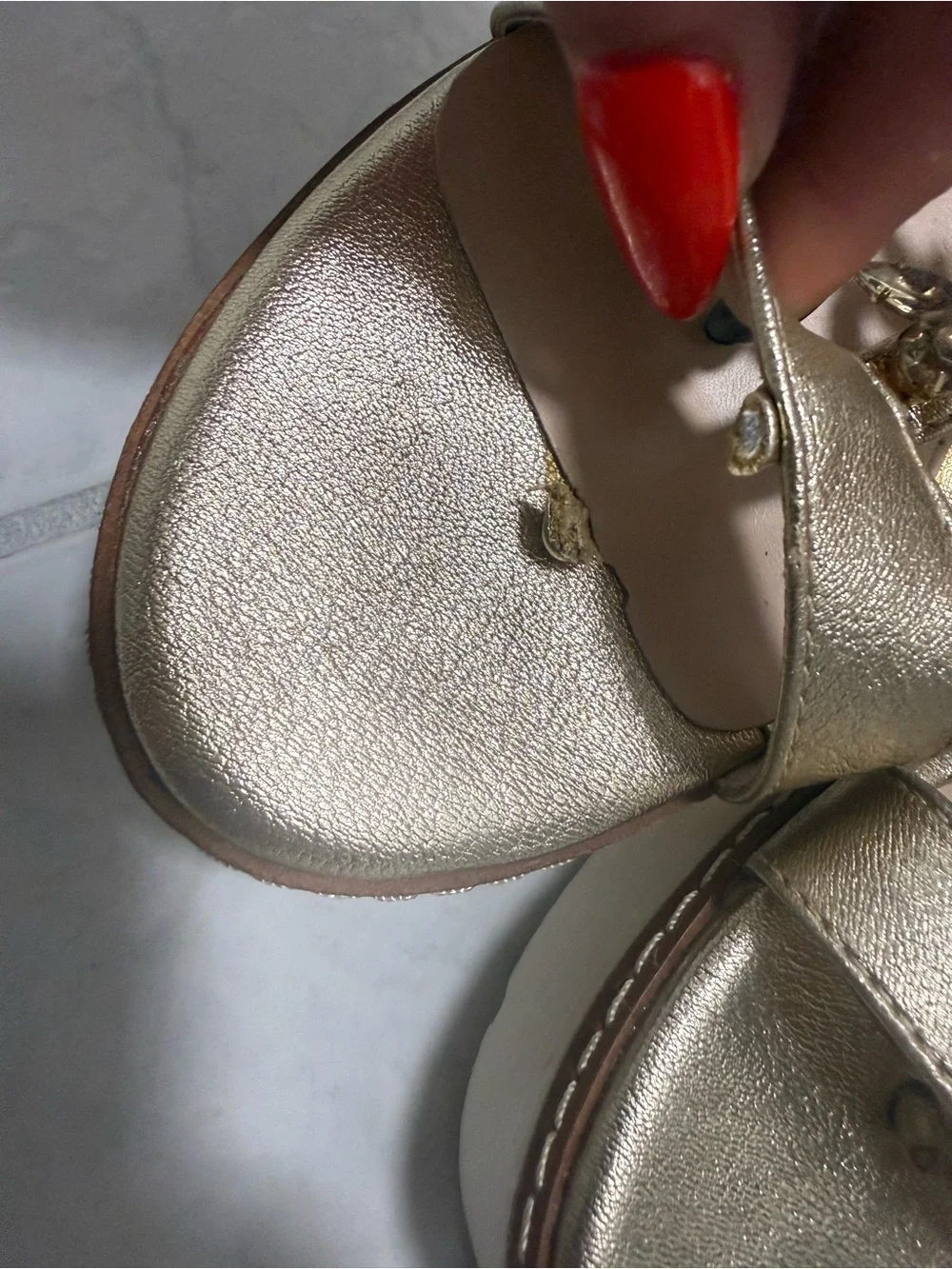 Vera Pelle Metallic Rhinestone Gold Jeweled T-Strap Sandals Wedge Shoes size 9
